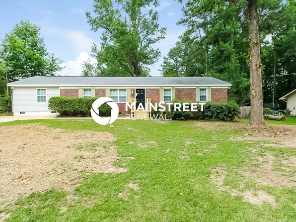 693 Oak Dr, Riverdale, GA 30274