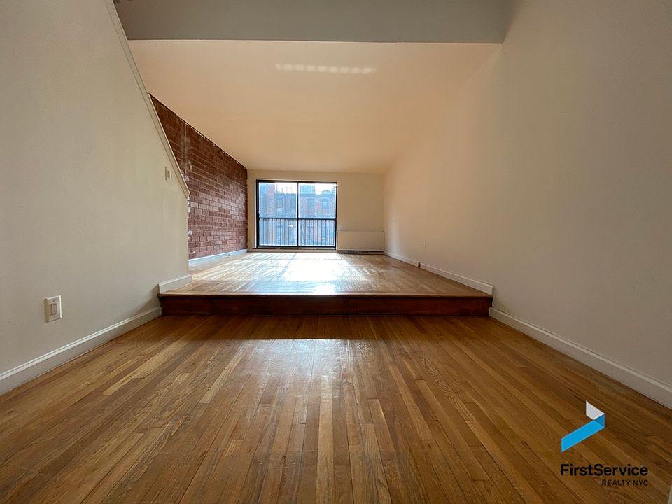 1st image of 10 Jones St APT 4K