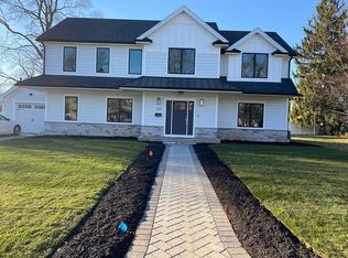 379 Hickory Ave, Paramus, NJ 07652