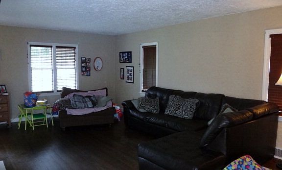 3rd image of 1129 28th St