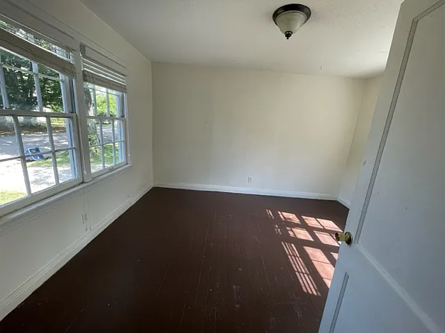 1004 W 7th St #B — Photo 8