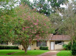 1915 Mohon St, Alexandria, LA 71301
