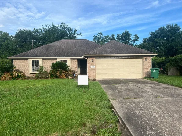 1033 Theresa St, Houston, TX 77051