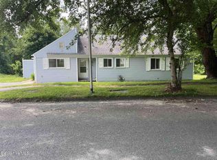 31 Bossidy Dr, Pittsfield, MA 01201