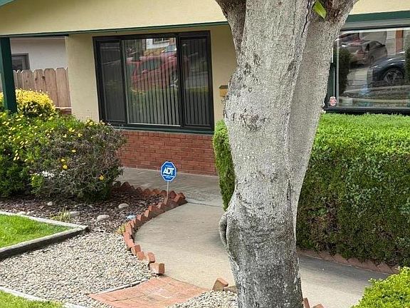 2nd image of 3253 Fitzgerald Cir