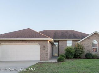 5378 W Butternut Dr, Springfield, MO 65802