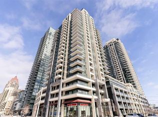 4085 Parkside Village Dr #703, Mississauga, ON L5B 0K2
