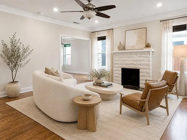 4 bed, 2000 sqft, $6,600 — Photo 3