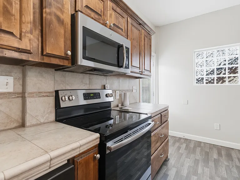 9140 Sailfish Dr — Photo 22