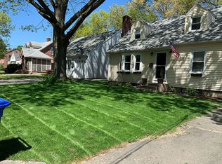 89 Roosevelt Ave, Springfield, MA 01118