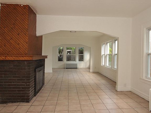 4th image of 1002 Westmoreland Ave #1