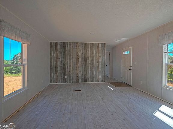 4th image of 6060 Gumlog Rd