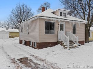 458 W 21st St, Holland, MI 49423