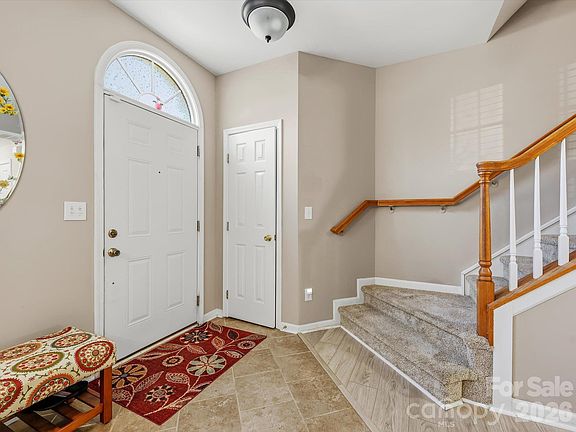 3rd image of 7007 Creft Cir
