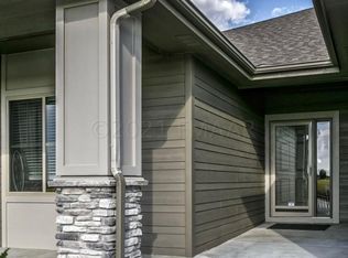 7270 16th St S, Fargo, ND 58104