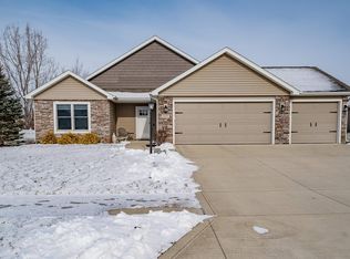 1525 Citation Ln, Fort Wayne, IN 46825