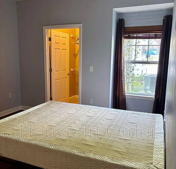 1000 Olde Eastwood Village Blvd #107 — Photo 8