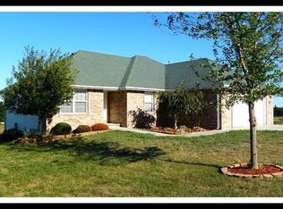 124 Stonefield Rd, Clever, MO 65631