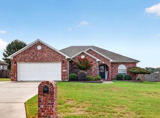 2424 Canterbury Ln, Cabot, AR 72023