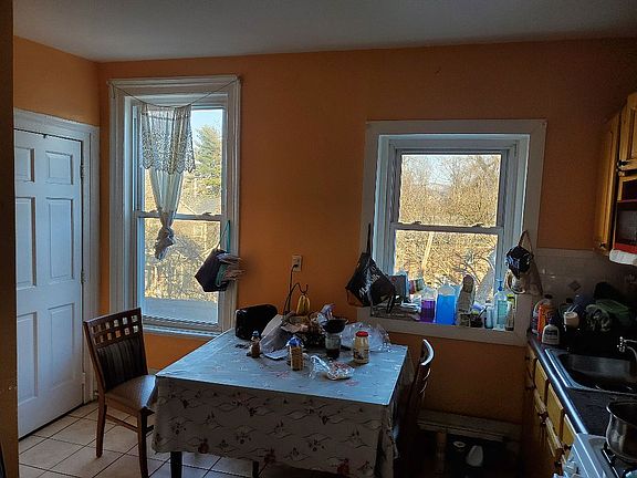2nd image of 57 William St