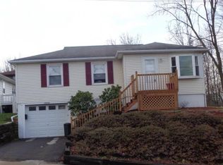 1808 Jenkins St, Endicott, NY 13760