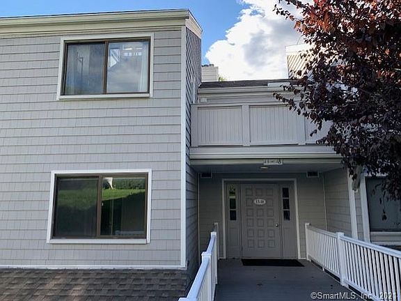 2nd image of 14 Rowayton Woods Dr Unit 14