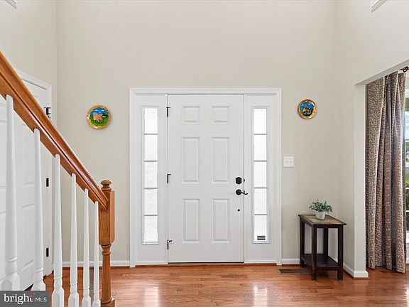 4th image of 24824 Shoreline Dr