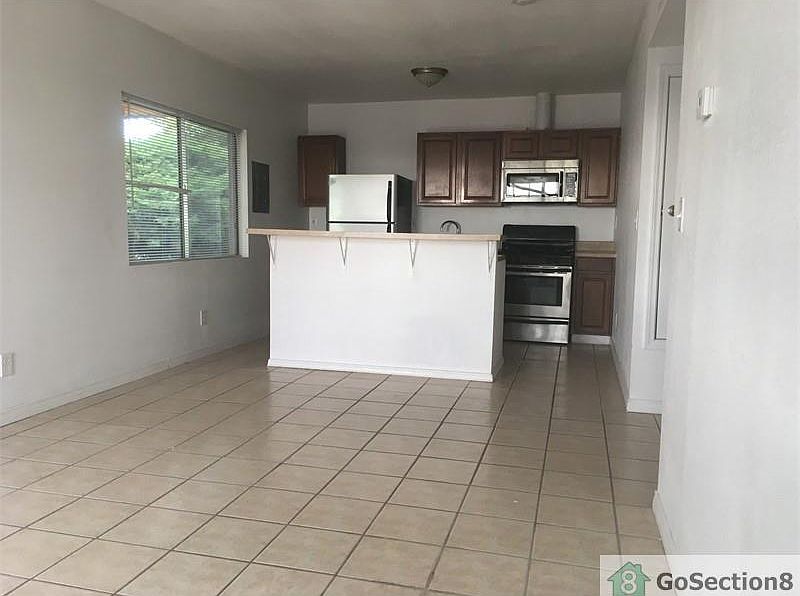 1st image of 219 W California Ave APT 4