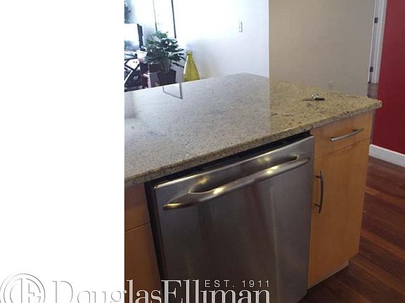 5th image of 161-169 E 110th St #8E