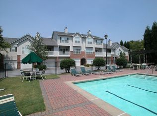 306 Vinings Forest Cir SE, Smyrna, GA 30080