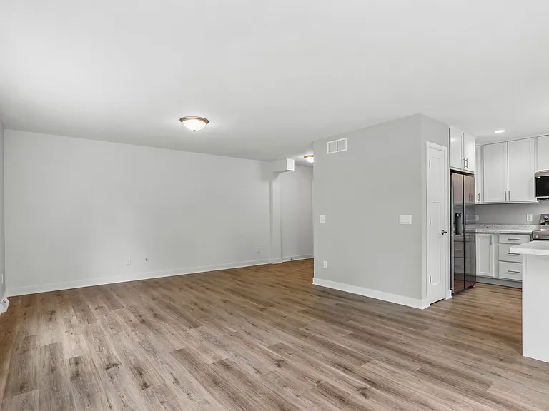 Chalet Dr — Photo 7