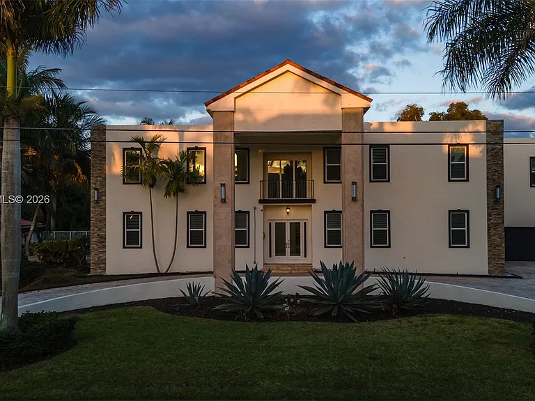1430 NW 114th Ave — Photo 17