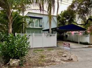 3020 Lucaya St, Miami, FL 33133