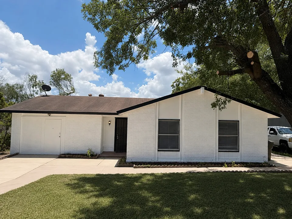9250 Five Palms Dr