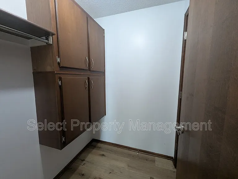 4619 Arlington Pkwy S — Photo 14