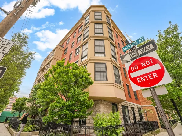 830 Monroe Street image 4 of 24