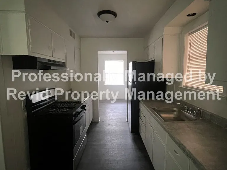 3269 Sunrise St — Photo 10