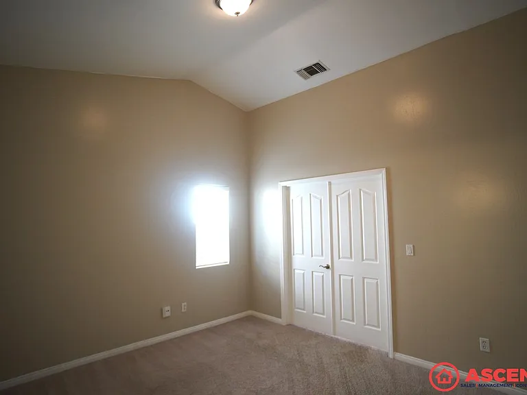 12708 Beechfield Dr — Photo 16