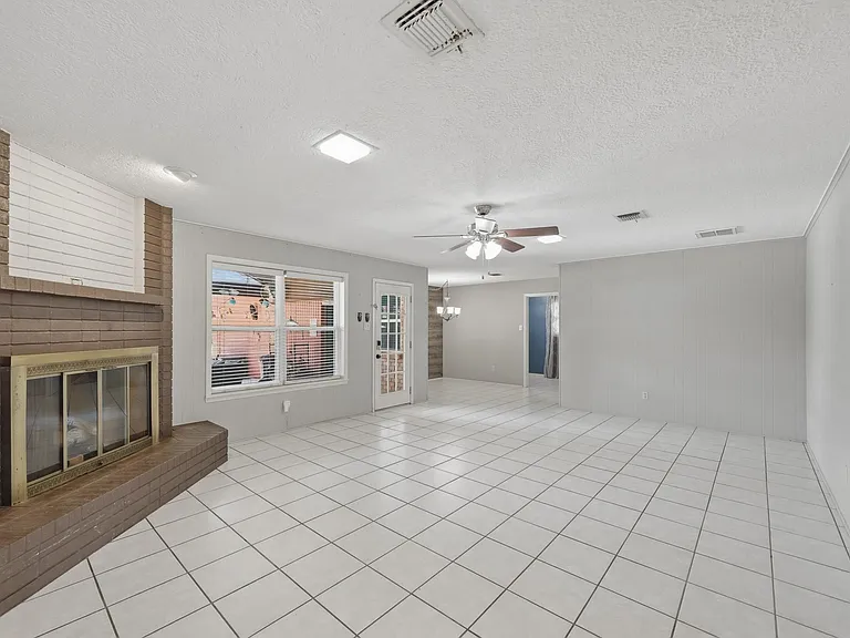 2607 Brom Bones Blvd — Photo 19