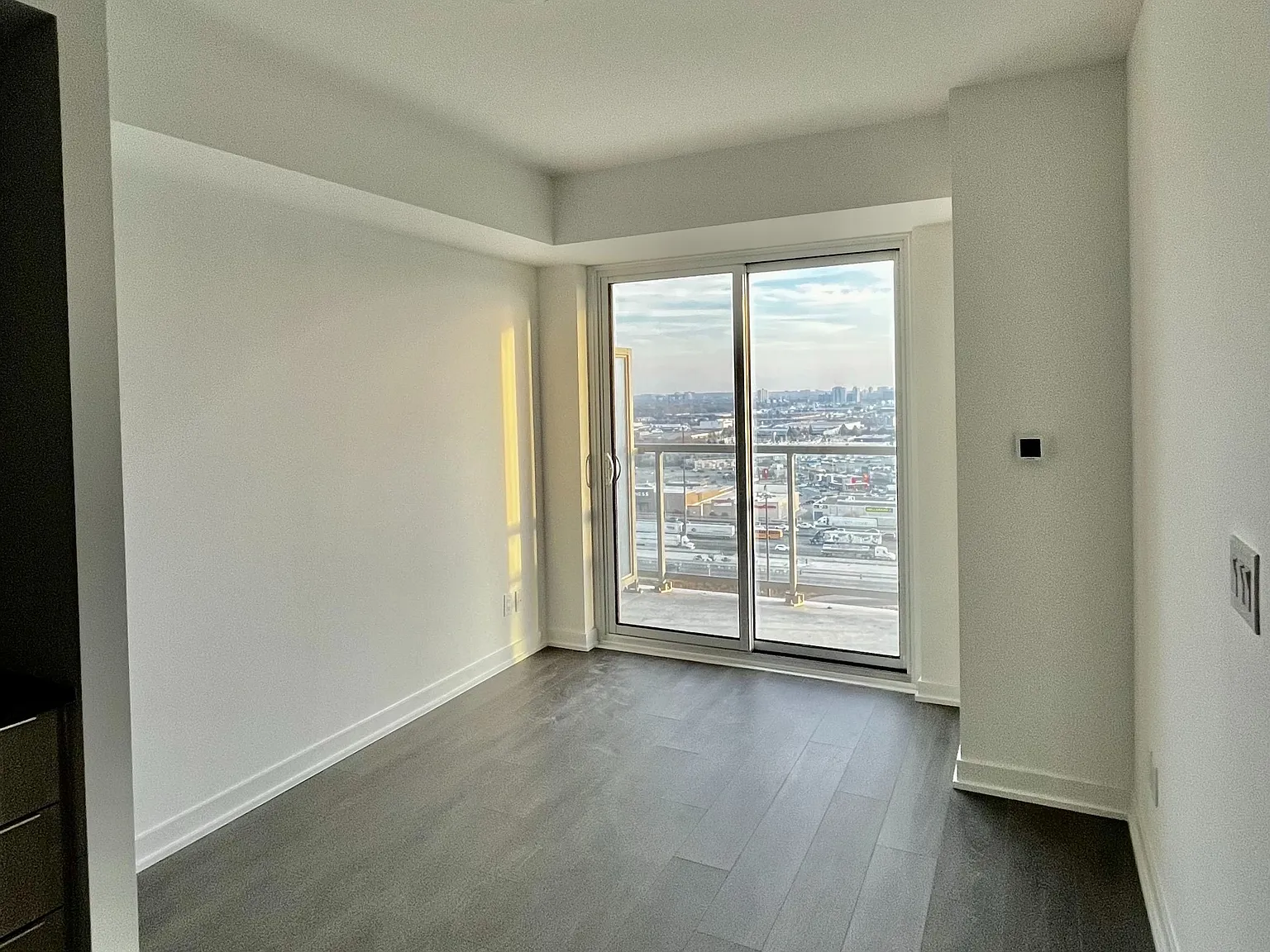1 bed, $2,100 — Photo 3