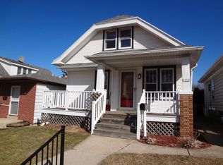 2068 S 73rd St, West Allis, WI 53219