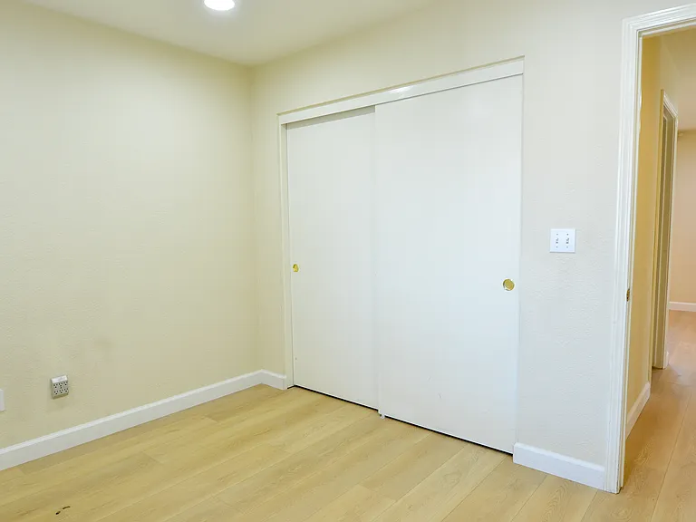 4922 Kokomo Dr — Photo 17