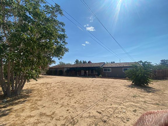 2nd image of 10806 Cactus Ave