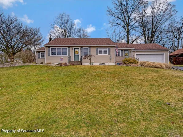 213 Sunnyside Ave S, Clarks Summit, PA 18411