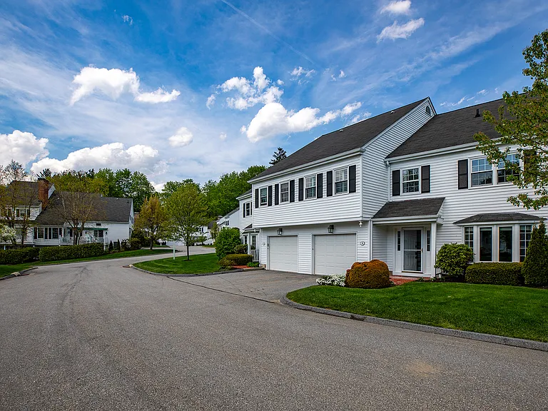 2 Emerson Ct — Photo 39