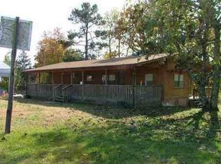 1073 Sugar Loaf Rd, Amity, AR 71921