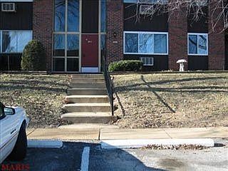 1st image of 9019 Villaridge Ct APT D