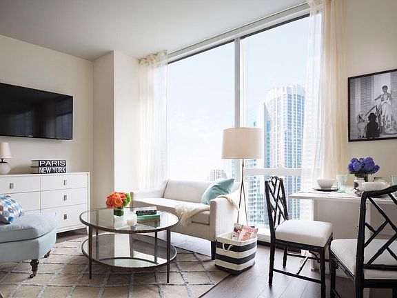 2nd image of 502 S Lake Shore Dr W