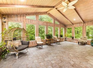 210 Apollo Dr, Mount Airy, NC 27030