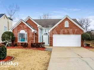 1180 Laurel Cove Dr, Snellville, GA 30078